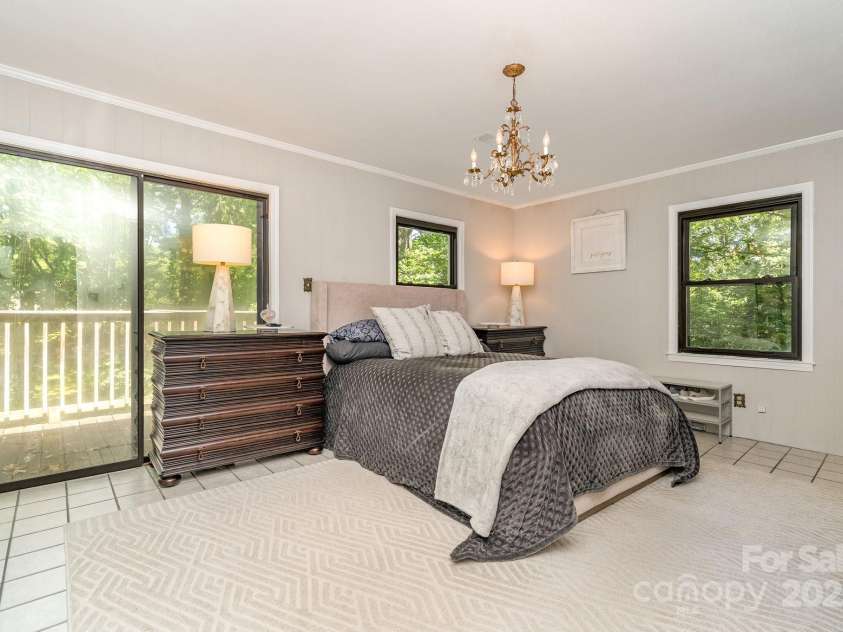 681 Pine Bluff Circle, Kannapolis, NC 28081.  MLS# CAR4286822, YatesRealty ID 18536. 