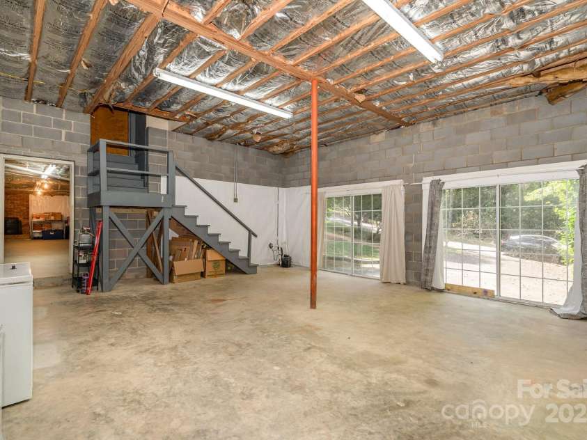 681 Pine Bluff Circle, Kannapolis, NC 28081.  MLS# CAR4286822, YatesRealty ID 18536. 