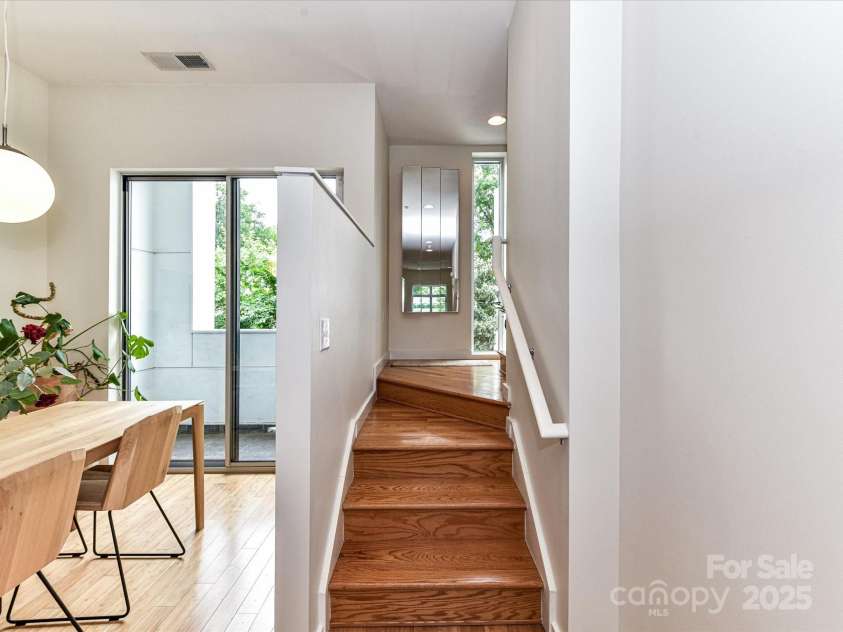 314 Viburnum Way Court, Charlotte, NC 28208.  MLS# CAR4264237, YatesRealty ID 18537. 