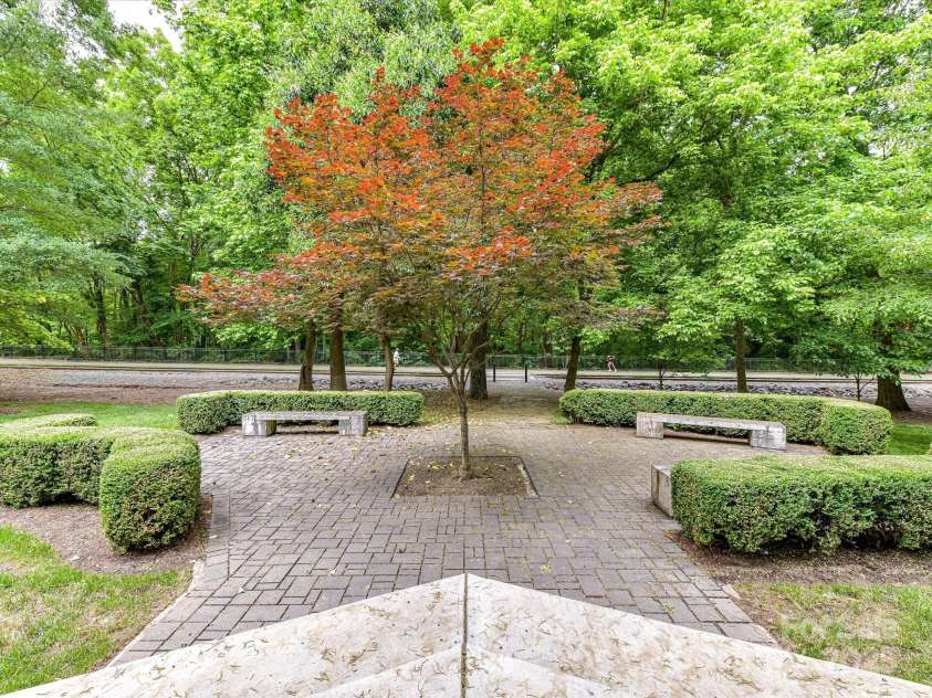 314 Viburnum Way Court, Charlotte, NC 28208.  MLS# CAR4264237, YatesRealty ID 18537. 