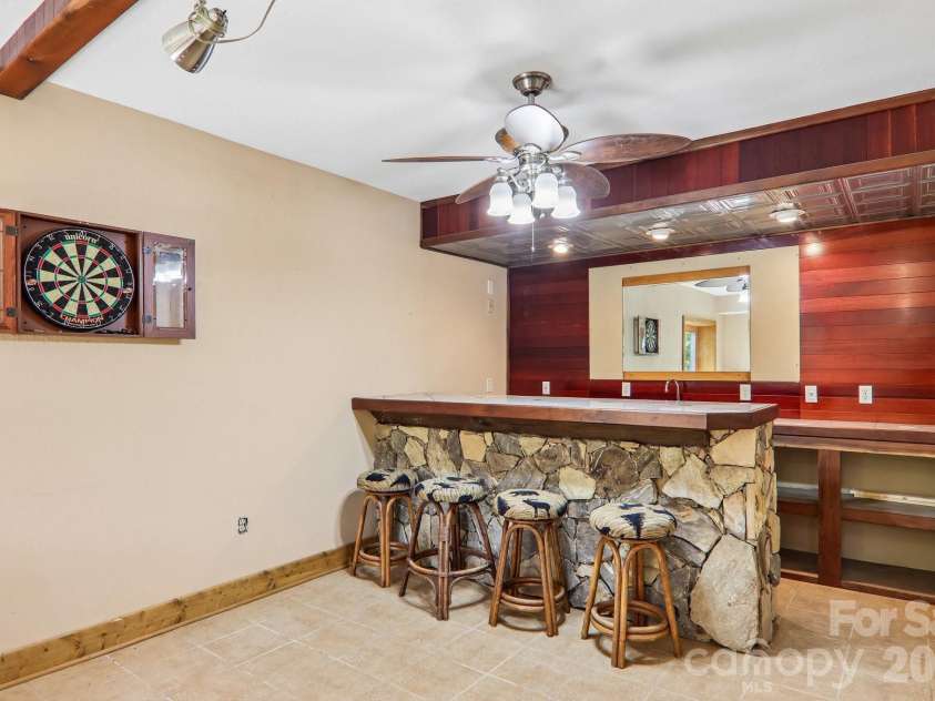 129 Cash Phillips Drive, Mars Hill, NC 28754.  MLS# CAR4371101, YatesRealty ID 18538. Lower Level Wet Bar