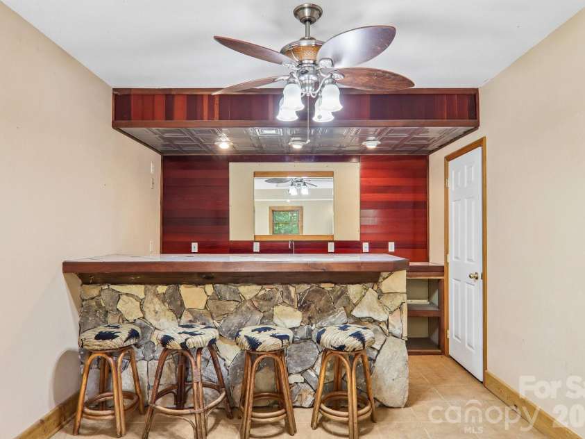 129 Cash Phillips Drive, Mars Hill, NC 28754.  MLS# CAR4371101, YatesRealty ID 18538. Lower Level Wet Bar