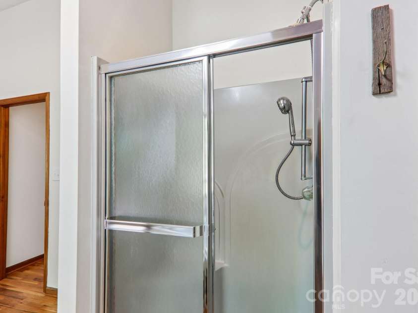 129 Cash Phillips Drive, Mars Hill, NC 28754.  MLS# CAR4371101, YatesRealty ID 18538. Primary Bathroom Shower