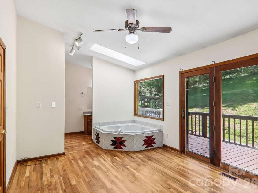 129 Cash Phillips Drive, Mars Hill, NC 28754.  MLS# CAR4371101, YatesRealty ID 18538. Primary Bedroom Main Level