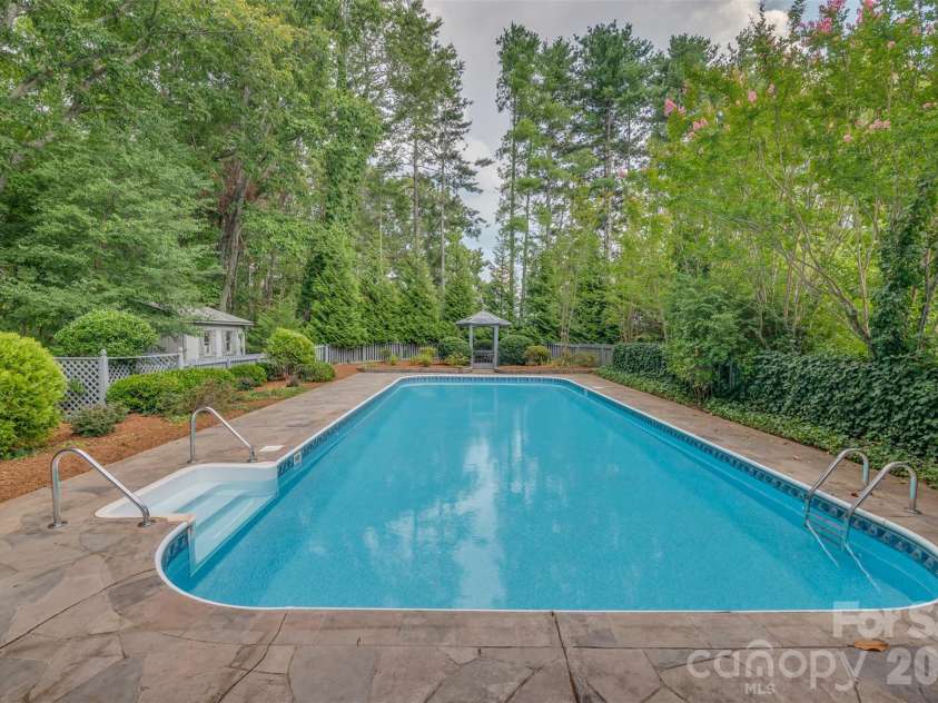 176 Fox Run Lane, Tryon, NC 28782.  MLS# CAR4359459, YatesRealty ID 18539. 