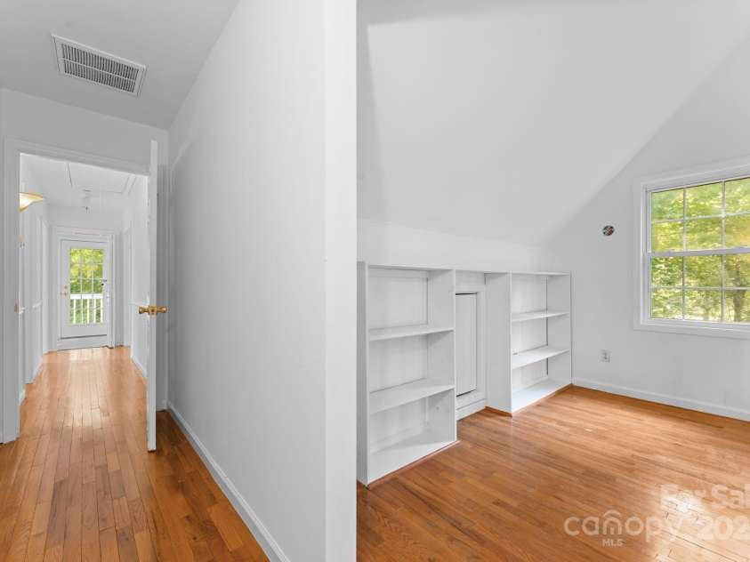 90 Wilds Cove Road, Franklin, NC 28734.  MLS# CAR4297874, YatesRealty ID 1854. 
