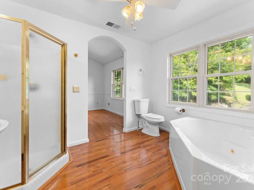 90 Wilds Cove Road, Franklin, NC 28734.  MLS# CAR4297874, YatesRealty ID 1854. 
