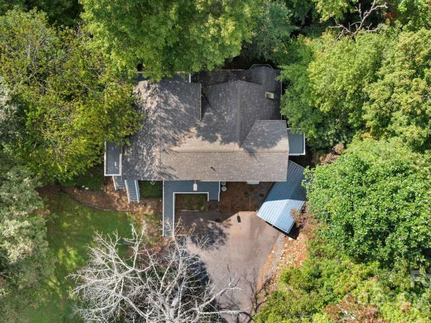 90 Wilds Cove Road, Franklin, NC 28734.  MLS# CAR4297874, YatesRealty ID 1854. 