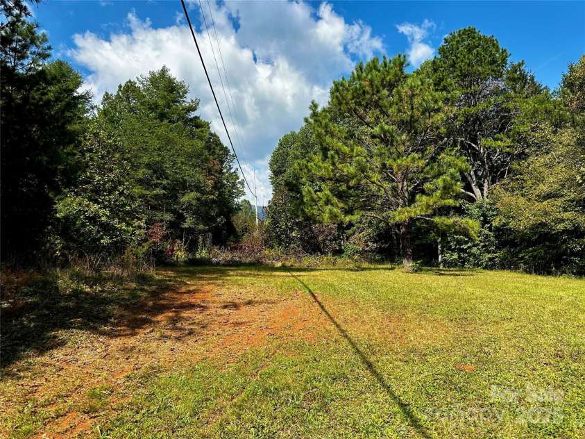 90 Wilds Cove Road, Franklin, NC 28734.  MLS# CAR4297874, YatesRealty ID 1854. 