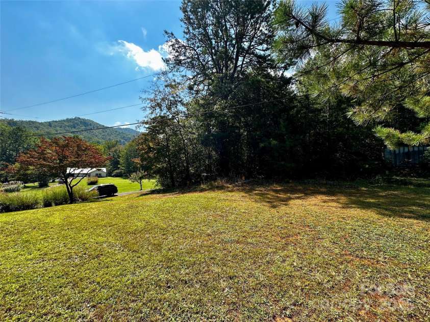 90 Wilds Cove Road, Franklin, NC 28734.  MLS# CAR4297874, YatesRealty ID 1854. 