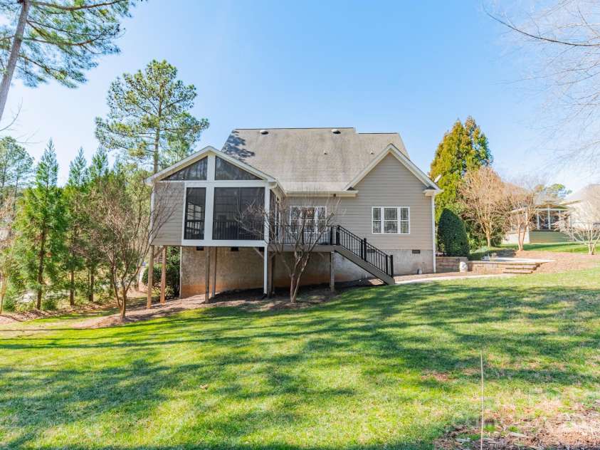 165 Blue Ridge Trail, Mooresville, NC 28117.  MLS# CAR4225294, YatesRealty ID 18540. Closer view of the back of the house.