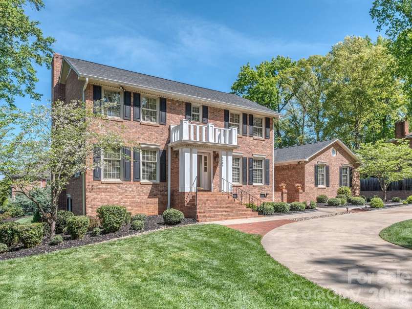 1636 Heatherloch Drive, Gastonia, NC 28054.  MLS# CAR4368089, YatesRealty ID 18541. 