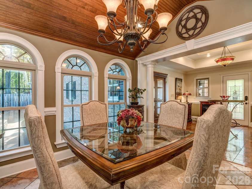 1636 Heatherloch Drive, Gastonia, NC 28054.  MLS# CAR4368089, YatesRealty ID 18541. 
