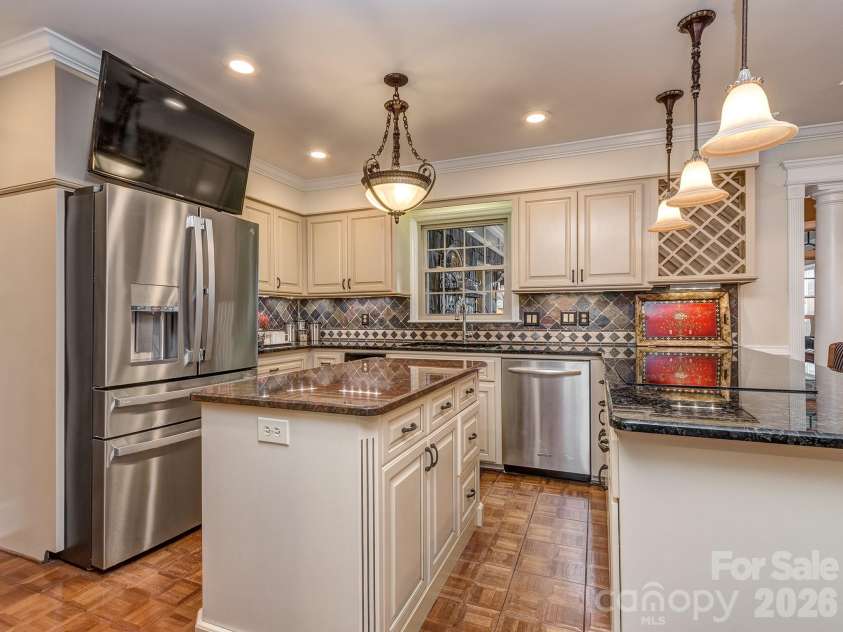 1636 Heatherloch Drive, Gastonia, NC 28054.  MLS# CAR4368089, YatesRealty ID 18541. 