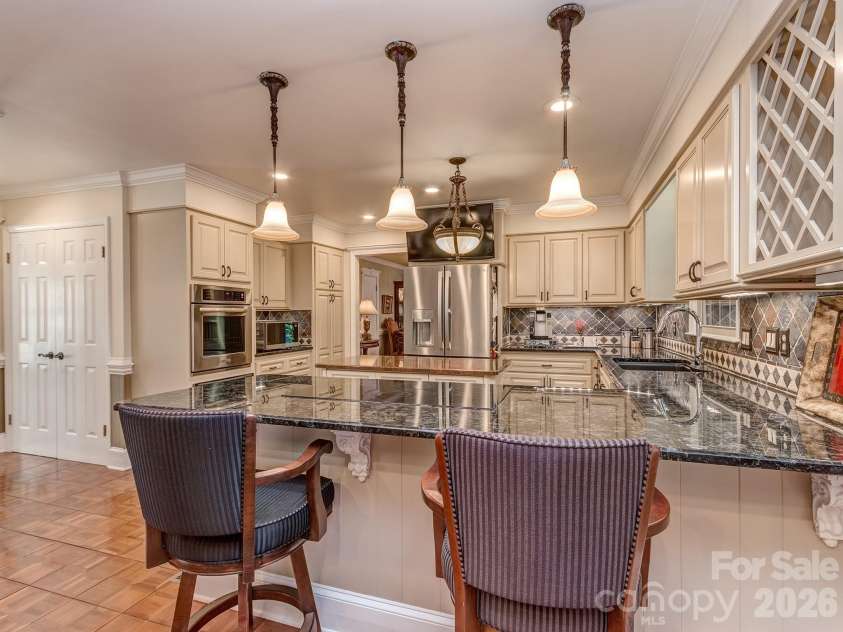 1636 Heatherloch Drive, Gastonia, NC 28054.  MLS# CAR4368089, YatesRealty ID 18541. 