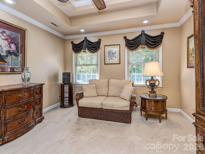 1636 Heatherloch Drive, Gastonia, NC 28054.  MLS# CAR4368089, YatesRealty ID 18541. 