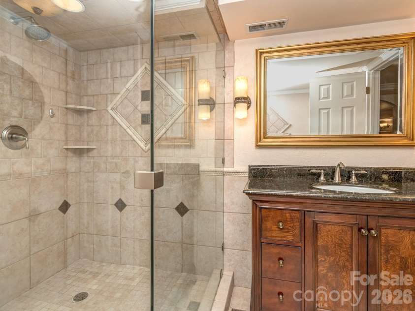 1636 Heatherloch Drive, Gastonia, NC 28054.  MLS# CAR4368089, YatesRealty ID 18541. 