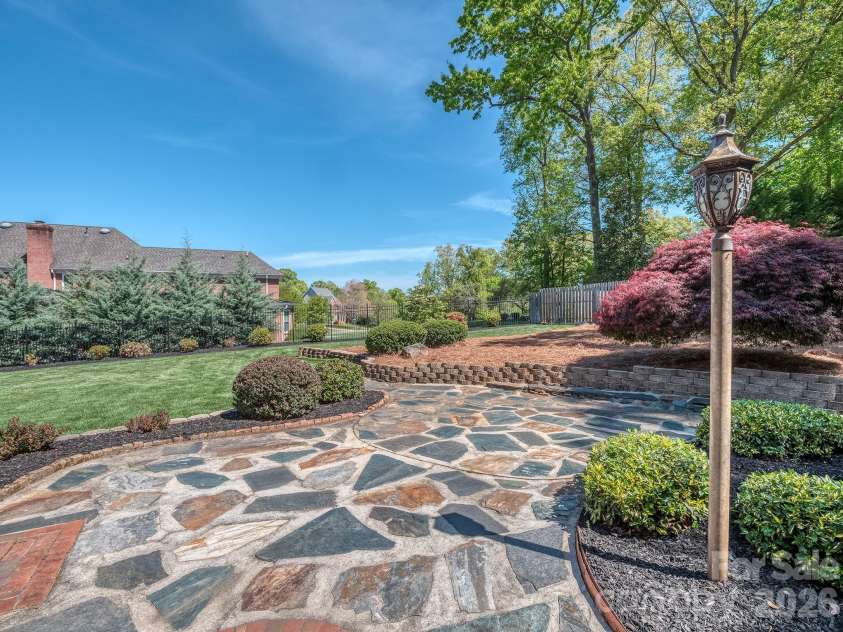 1636 Heatherloch Drive, Gastonia, NC 28054.  MLS# CAR4368089, YatesRealty ID 18541. 