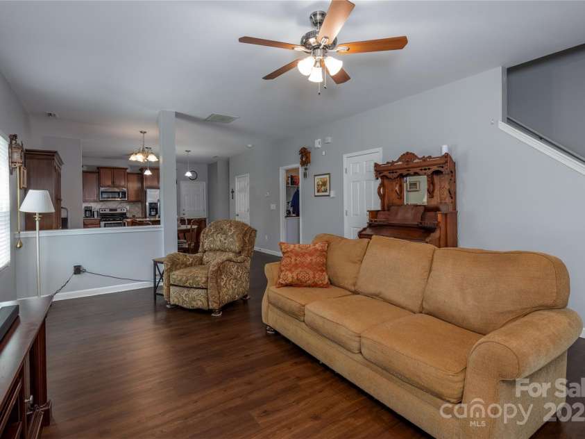 602 Black Maple Drive, Kannapolis, NC 28081.  MLS# CAR4244992, YatesRealty ID 18541. 