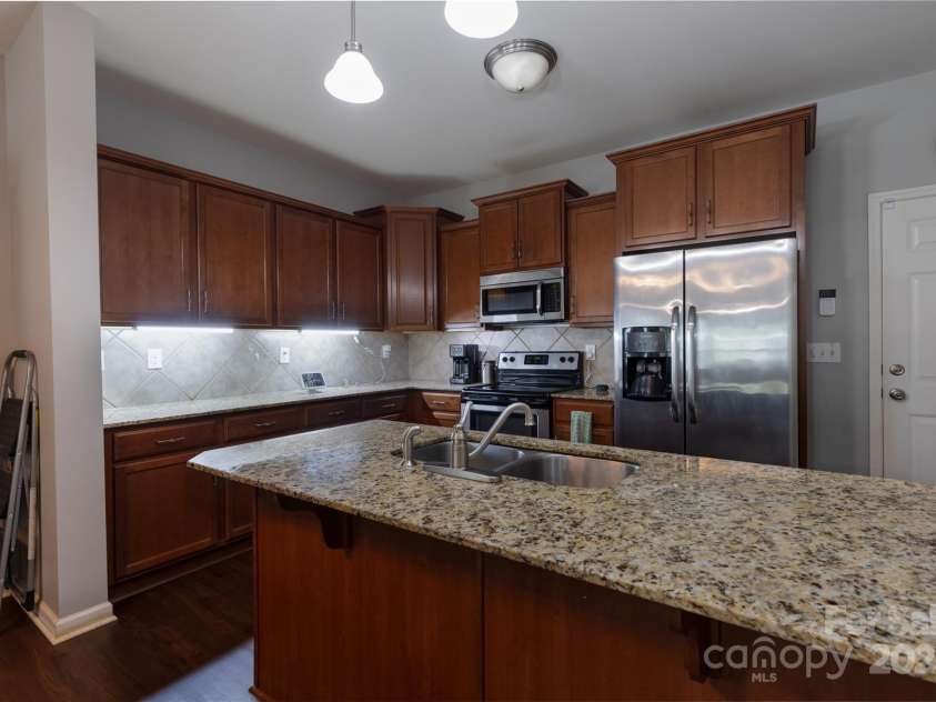 602 Black Maple Drive, Kannapolis, NC 28081.  MLS# CAR4244992, YatesRealty ID 18541. 