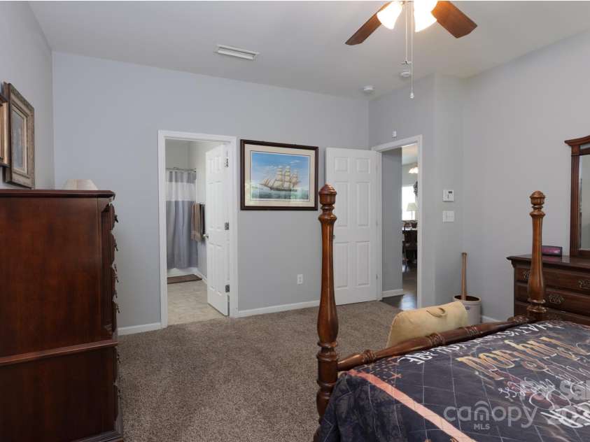 602 Black Maple Drive, Kannapolis, NC 28081.  MLS# CAR4244992, YatesRealty ID 18541. 