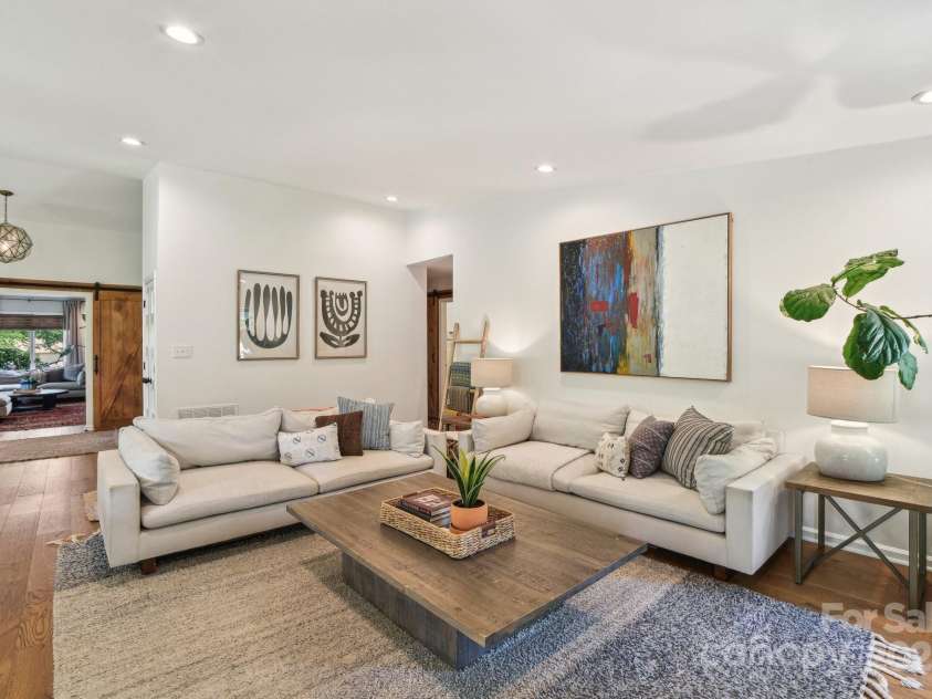 5 Lowry Lane, Weaverville, NC 28787.  MLS# CAR4265747, YatesRealty ID 18542. 