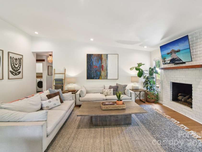 5 Lowry Lane, Weaverville, NC 28787.  MLS# CAR4265747, YatesRealty ID 18542. 