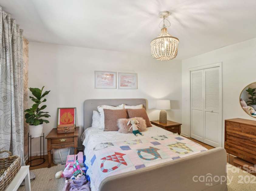 5 Lowry Lane, Weaverville, NC 28787.  MLS# CAR4265747, YatesRealty ID 18542. 