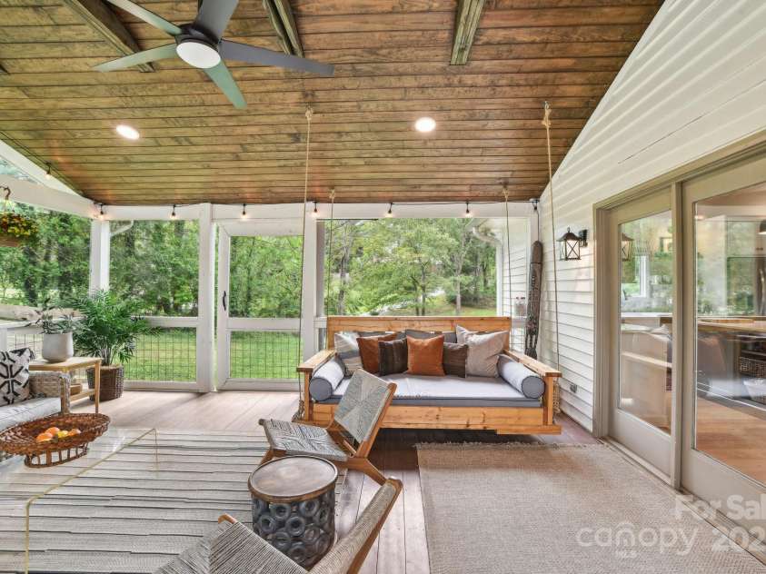 5 Lowry Lane, Weaverville, NC 28787.  MLS# CAR4265747, YatesRealty ID 18542. 