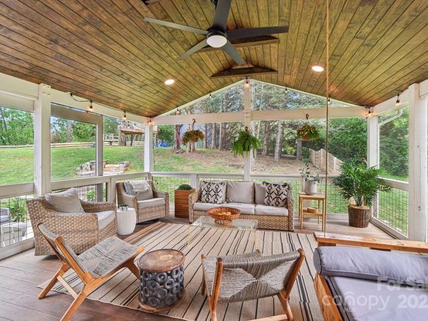 5 Lowry Lane, Weaverville, NC 28787.  MLS# CAR4265747, YatesRealty ID 18542. 