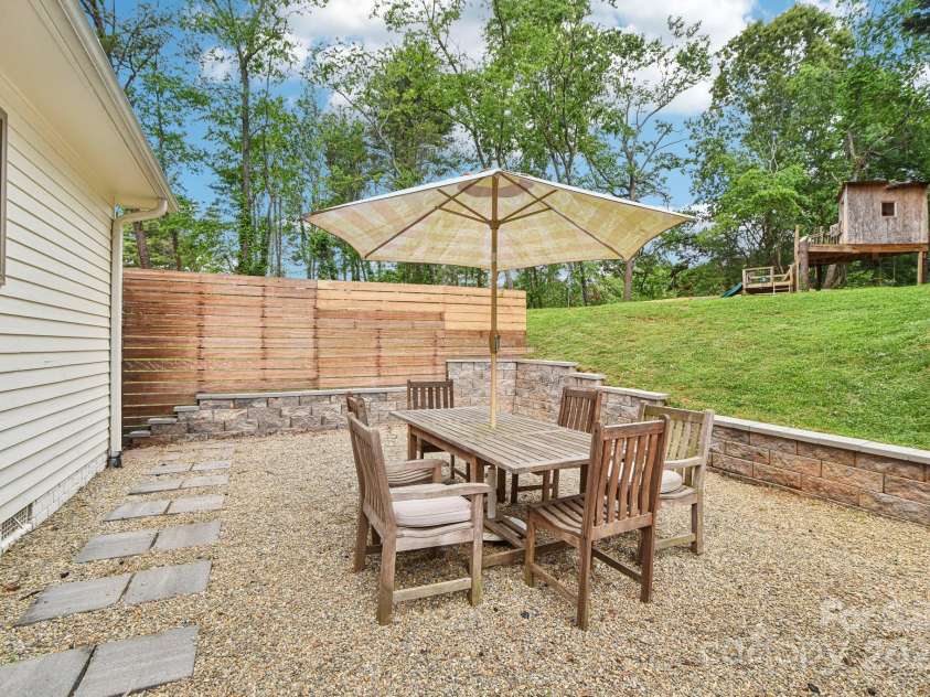 5 Lowry Lane, Weaverville, NC 28787.  MLS# CAR4265747, YatesRealty ID 18542. 