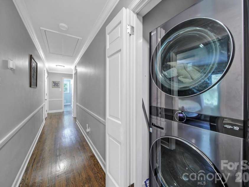 926 Meadow Lakes Road, Rock Hill, SC 29732.  MLS# CAR4269241, YatesRealty ID 18542. Laundry Area on Main Floor