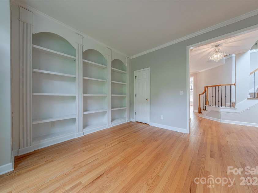 3318 Providence Hills Drive, Matthews, NC 28105.  MLS# CAR4264092, YatesRealty ID 18544. 