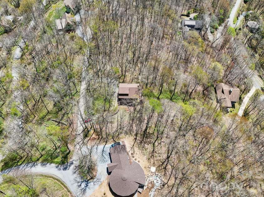 34 Wolfs Head Court, Mars Hill, NC 28754.  MLS# CAR4359563, YatesRealty ID 18544. 