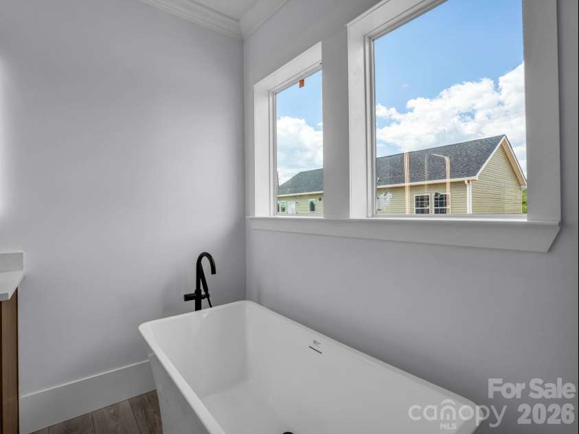 129 Prosperity Way, Forest City, NC 28043.  MLS# CAR4346380, YatesRealty ID 18546. En Suite Bath