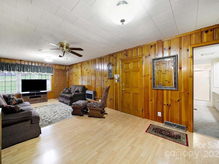 4462 Flat Creek Road, Heath Springs, SC 29058.  MLS# CAR4245884, YatesRealty ID 18547. 