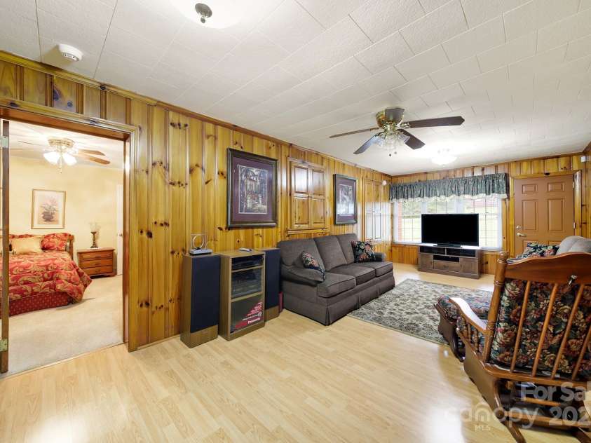 4462 Flat Creek Road, Heath Springs, SC 29058.  MLS# CAR4245884, YatesRealty ID 18547. 