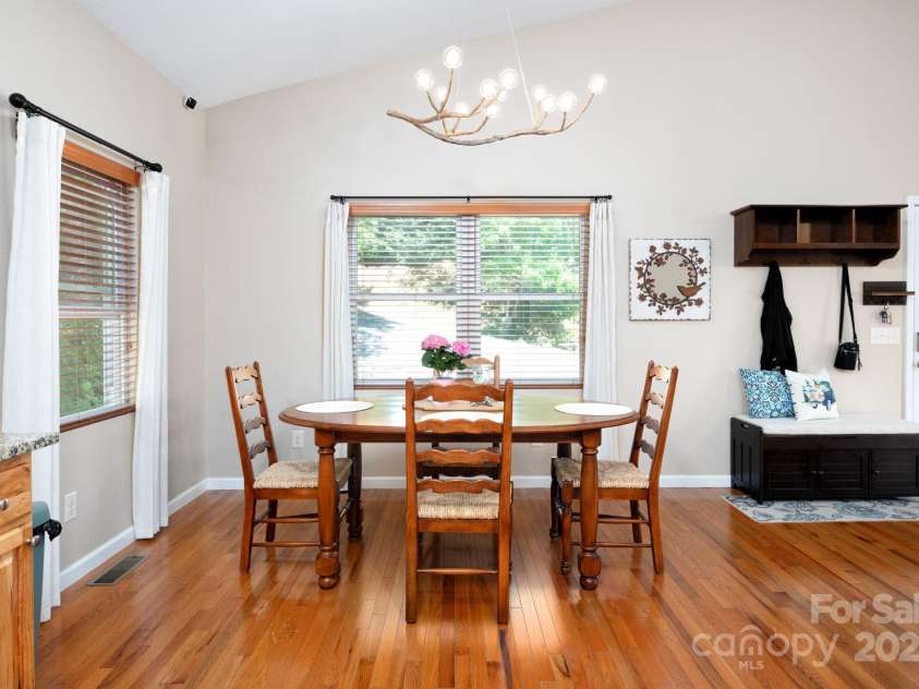 174 Diamond Point, Canton, NC 28716.  MLS# CAR4261296, YatesRealty ID 18548. Unique chandelier