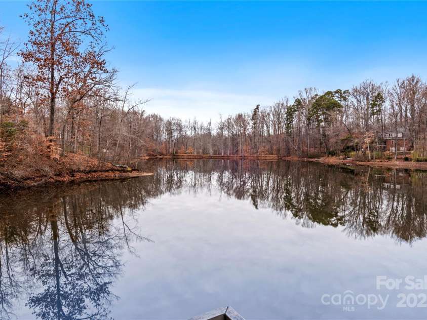 224 Forest Brook Drive, Winston Salem, NC 27106.  MLS# CAR4328411, YatesRealty ID 18548. 
