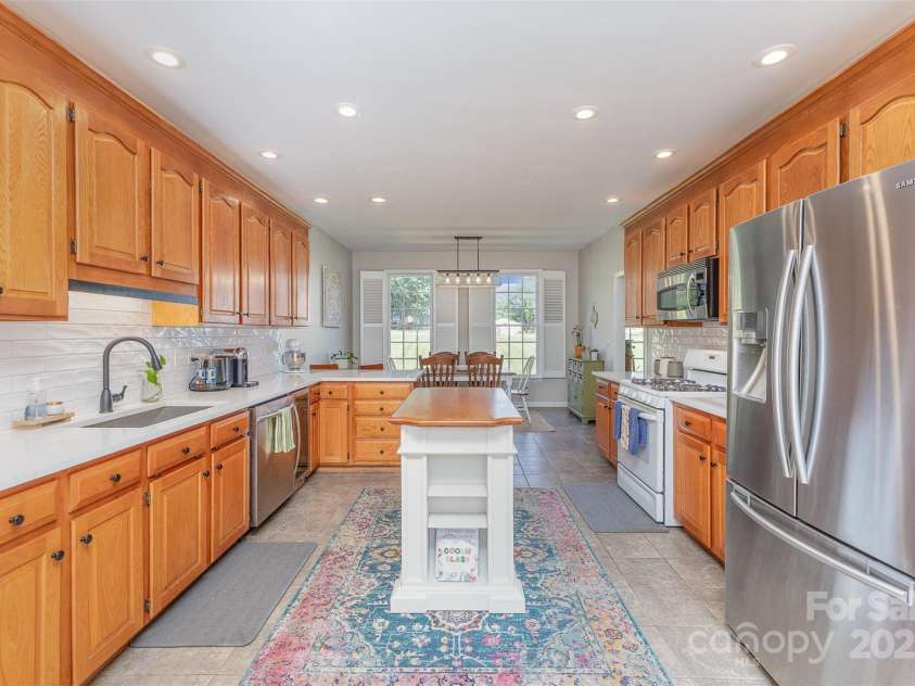 214 Silver Creek Lane, Shelby, NC 28152.  MLS# CAR4266166, YatesRealty ID 18549. ...S/S refrigerator AND additional under counter beverage refrigerator!