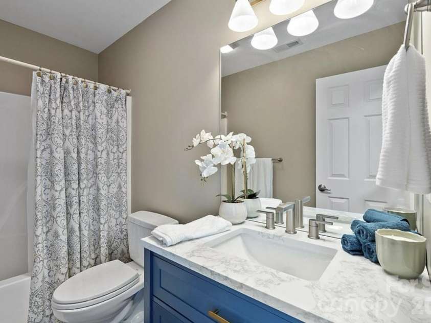 40 Olde Covington Way, Arden, NC 28704.  MLS# CAR4342766, YatesRealty ID 18549. 