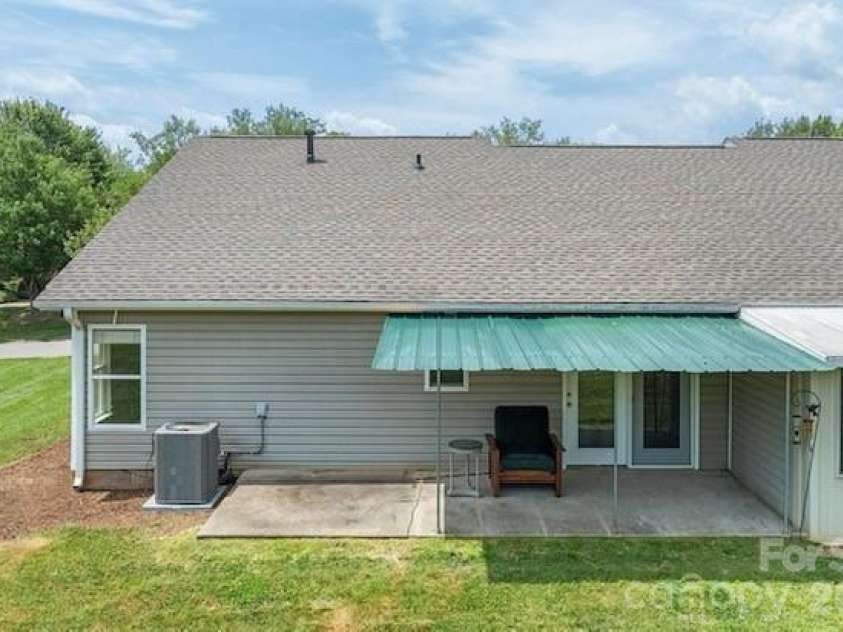 40 Olde Covington Way, Arden, NC 28704.  MLS# CAR4342766, YatesRealty ID 18549. 