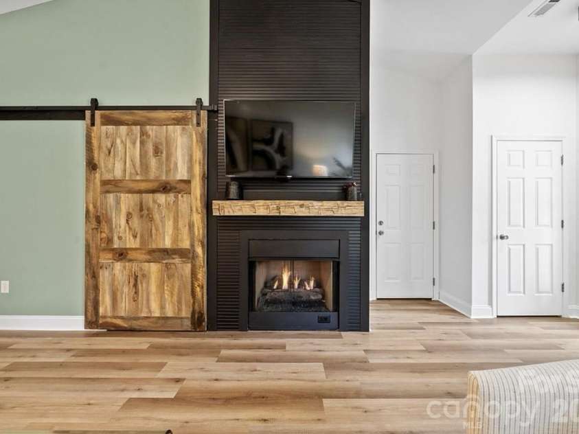 40 Olde Covington Way, Arden, NC 28704.  MLS# CAR4342766, YatesRealty ID 18549. 