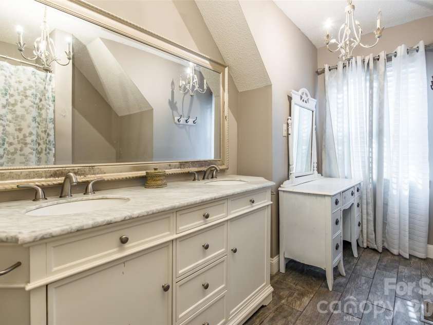 880 Columbia Road, Chester, SC 29706.  MLS# CAR4404382, YatesRealty ID 1855. 