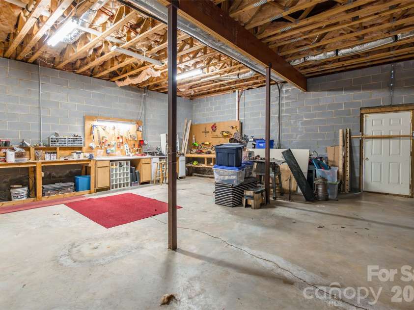 880 Columbia Road, Chester, SC 29706.  MLS# CAR4404382, YatesRealty ID 1855. 
