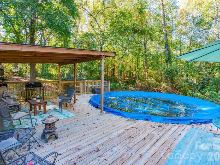 880 Columbia Road, Chester, SC 29706.  MLS# CAR4404382, YatesRealty ID 1855. 
