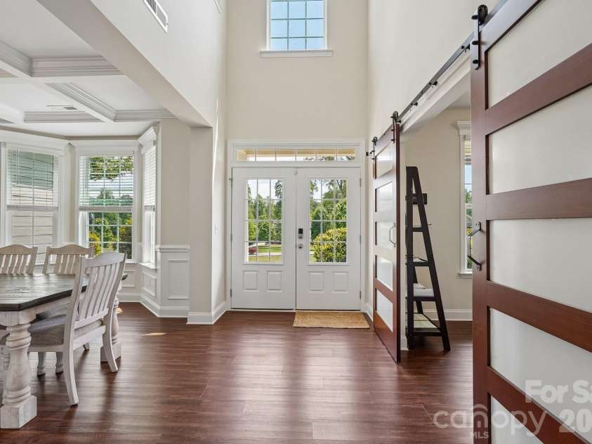2609 Lakefront Drive, Belmont, NC 28012.  MLS# CAR4358445, YatesRealty ID 18550. 