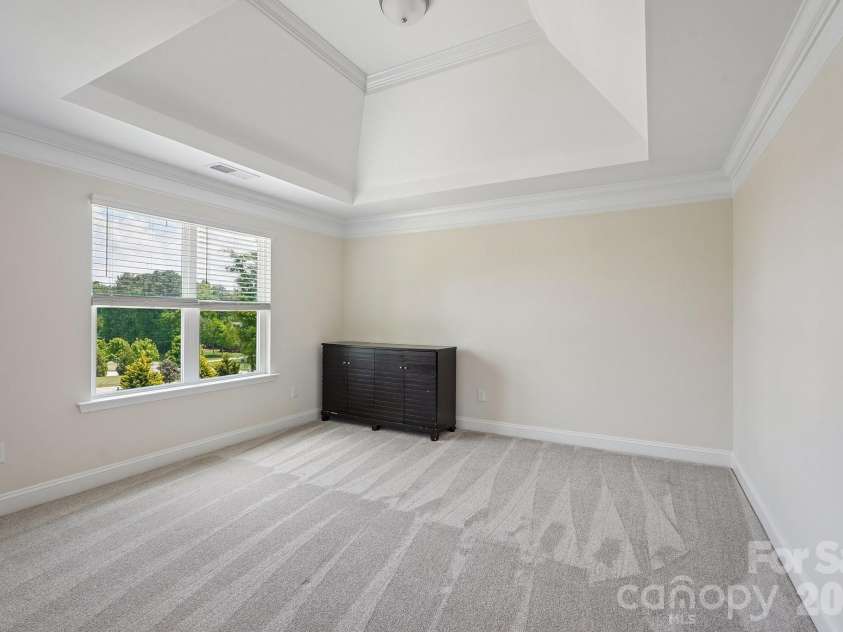 2609 Lakefront Drive, Belmont, NC 28012.  MLS# CAR4358445, YatesRealty ID 18550. 