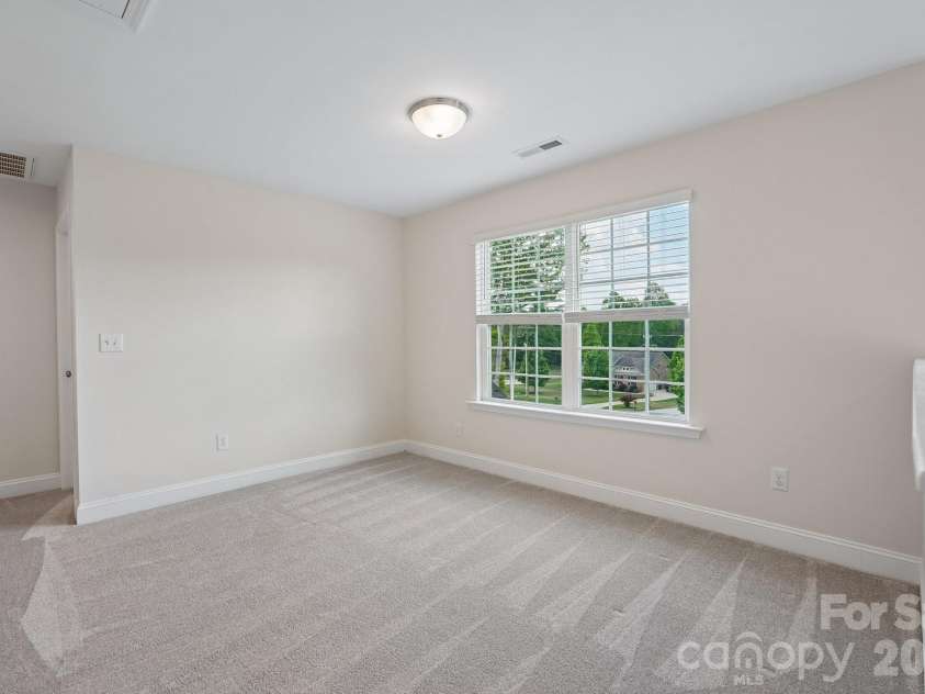 2609 Lakefront Drive, Belmont, NC 28012.  MLS# CAR4358445, YatesRealty ID 18550. 