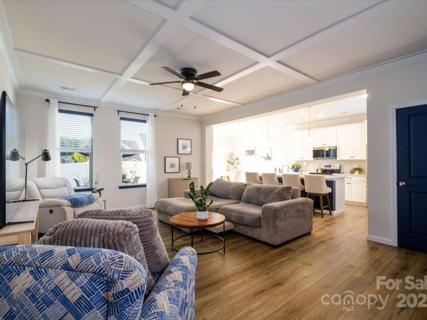 8119 Merryvale Lane, Charlotte, NC 28214.  MLS# CAR4303620, YatesRealty ID 18550. 